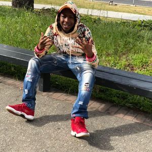 Meet your Posher, Eugene